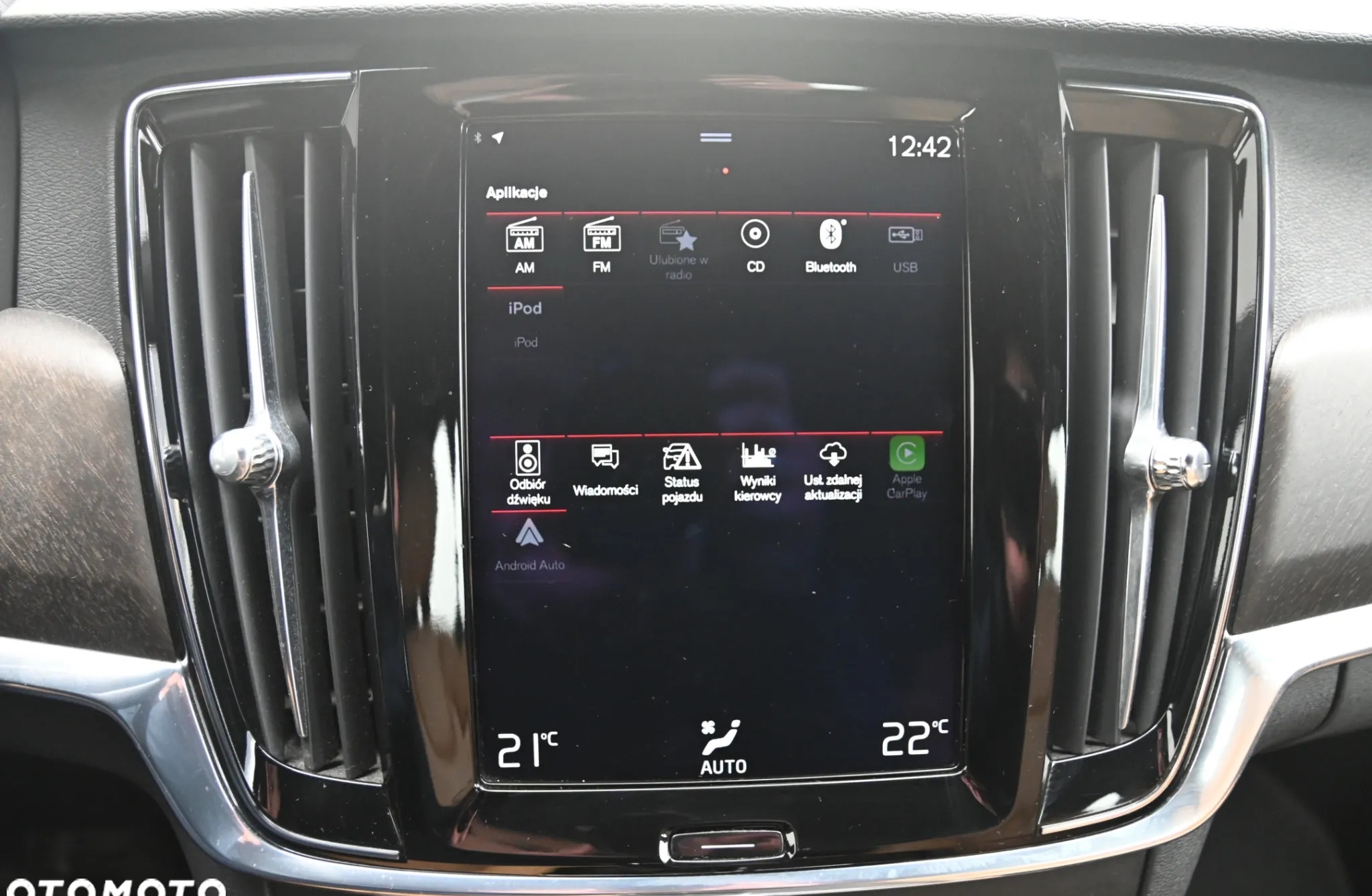 Volvo V90 Cross Country cena 103000 przebieg: 219518, rok produkcji 2017 z Lwówek małe 379